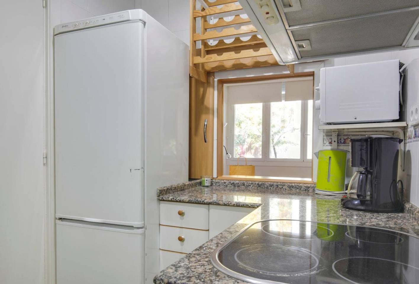 Cozy 2 Bedroom Next To Arc De Triomf 바르셀로나 외부 사진