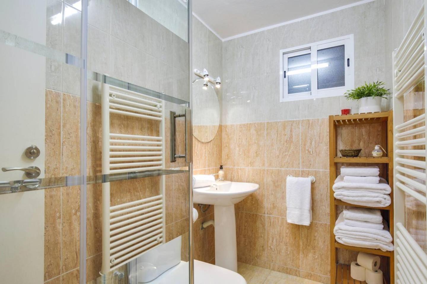 Cozy 2 Bedroom Next To Arc De Triomf 바르셀로나 외부 사진
