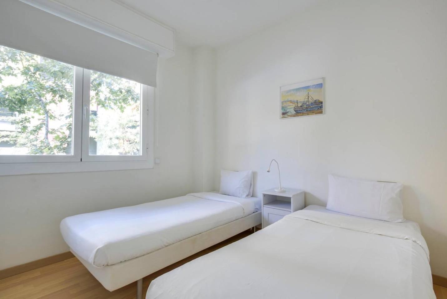 Cozy 2 Bedroom Next To Arc De Triomf 바르셀로나 외부 사진